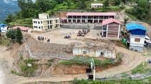 साकेला गाउँपालिका-५ मात्तिमबिर्तामा अवस्थित सरस्वती माध्यमिक विद्यालय । ब्रिटिश गोर्खा वेलफेयरद्वार हालैमात्र निर्माण सम्पन्न भएको उक्त विद्यालय पालिकाभित्रकै सुन्दर र नमूना विद्यालयको रुपमा रहेको छ ।